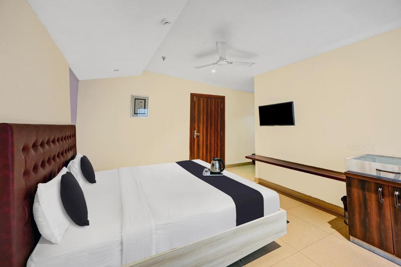 Townhouse Oak Pentagon Residency Hotel Bhubaneswar Luaran gambar